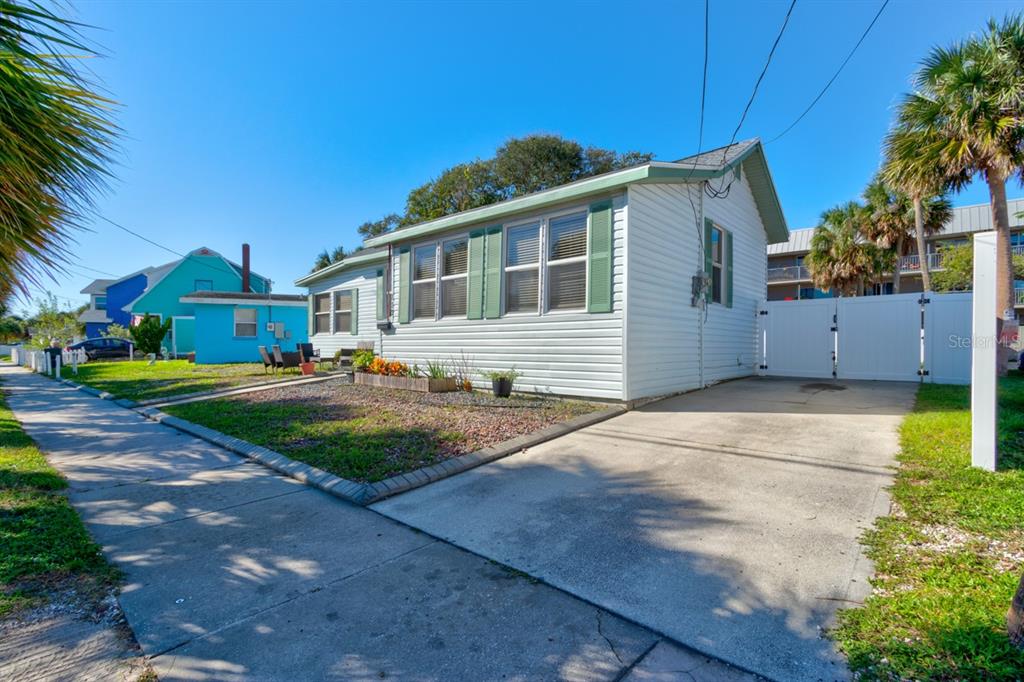 Property for sale at 110 S HOLLYWOOD AVENUE, DAYTONA BEACH, FL, 32118