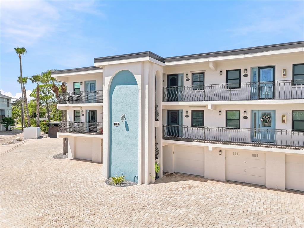 Property for sale at 11901 LAGOON LANE UNIT 202, TREASURE ISLAND, FL, 33706