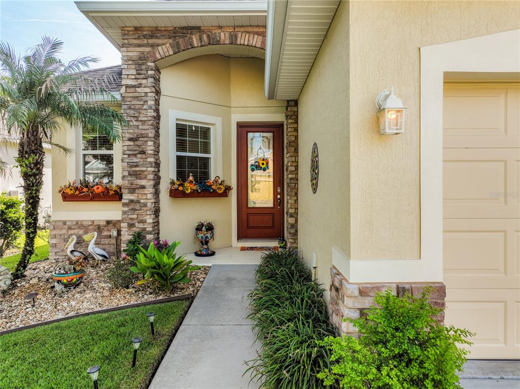 Property for sale at 8290 BRIDGEPORT BAY, MOUNT DORA, FL, 32757