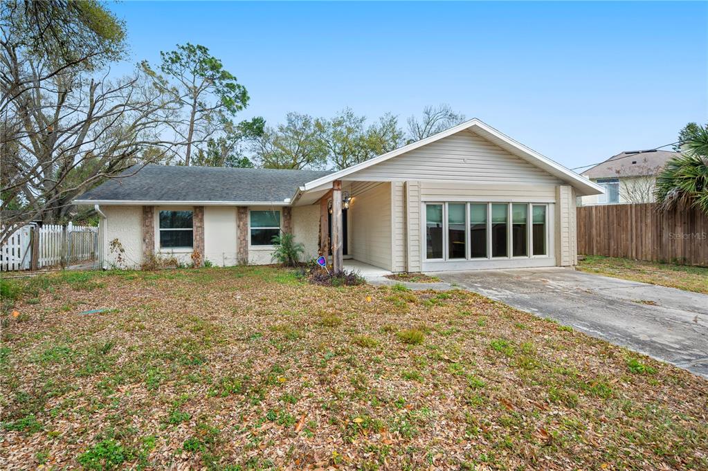 Property for sale at 132 ALACHUA DRIVE, WINTER HAVEN, FL, 33884