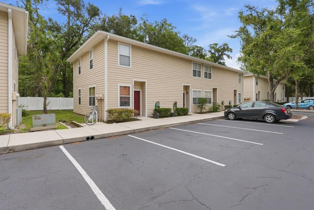 Property for sale at 1710 NW 7TH STREET UNIT 604, GAINESVILLE, FL, 32609