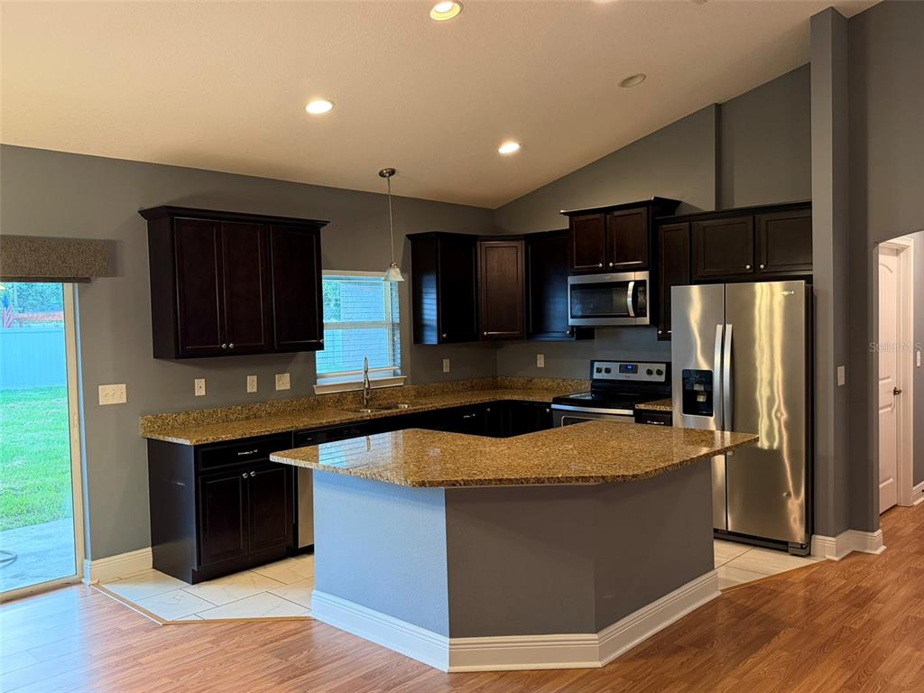 Property for sale at 10340 SE 69TH TERRACE, BELLEVIEW, FL, 34420