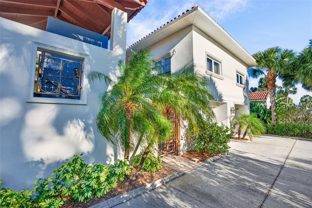 Property for sale at 831 MANDALAY AVENUE, CLEARWATER BEACH, FL, 33767