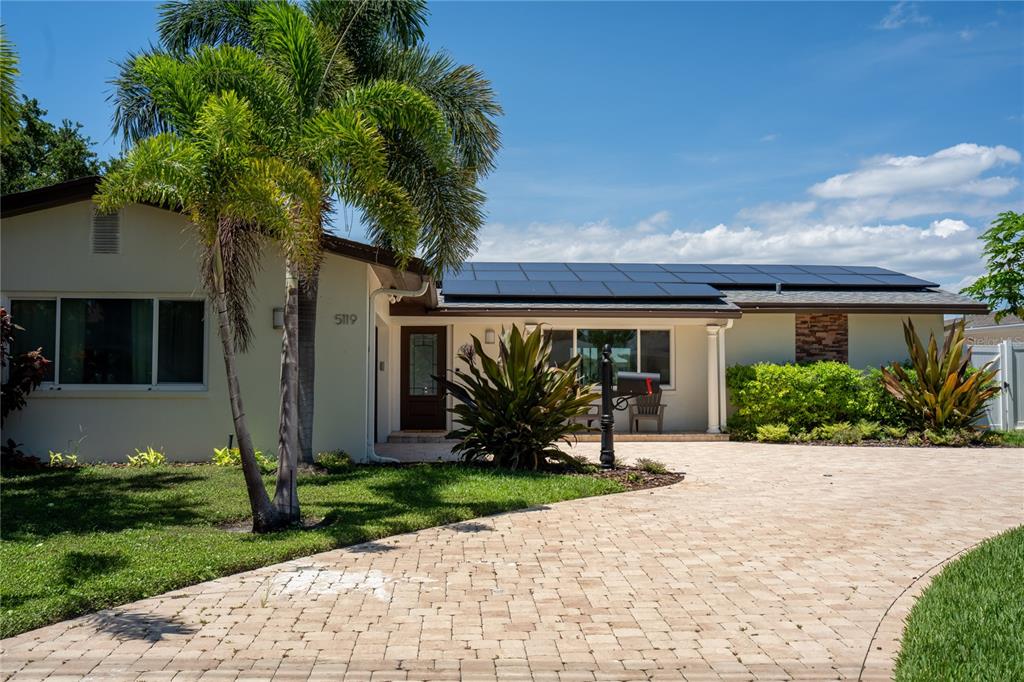 Property for sale at 5119 VENETIAN BOULEVARD NE, ST PETERSBURG, FL, 33703