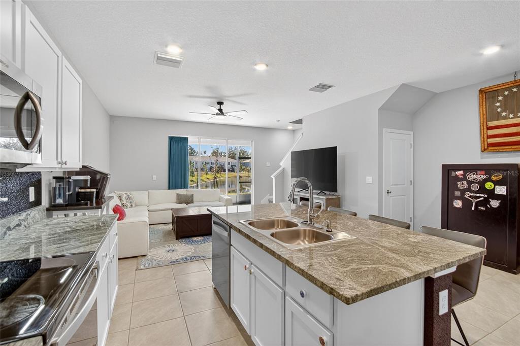Property for sale at 5055 CAPTAIN DAVIS DRIVE, WIMAUMA, FL, 33598