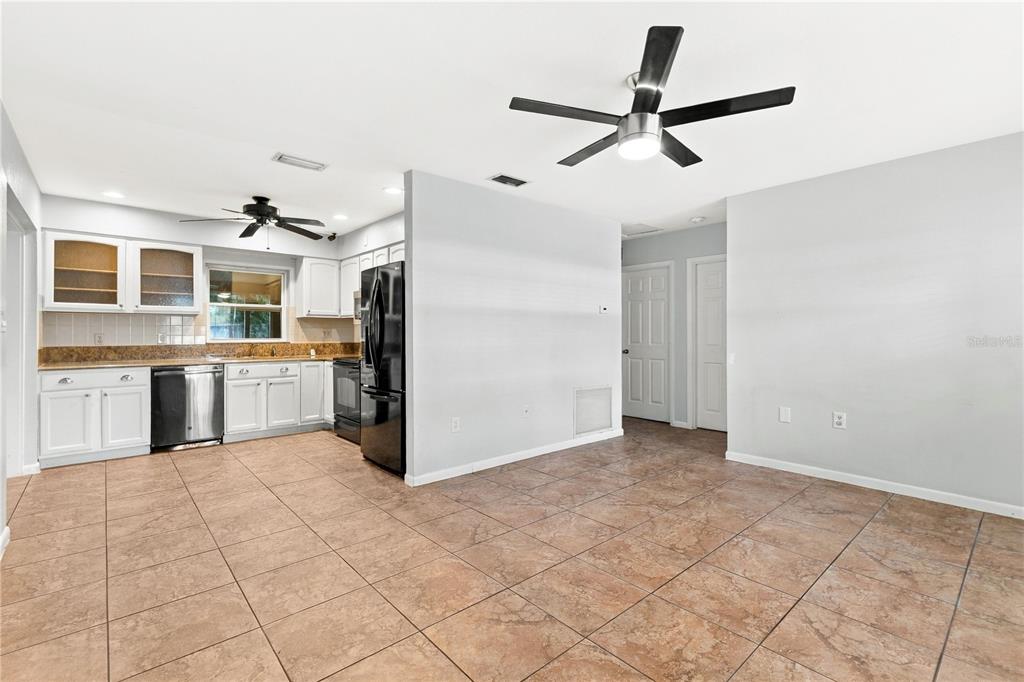 Property for sale at 1215 LAKESHORE BOULEVARD, ST CLOUD, FL, 34769