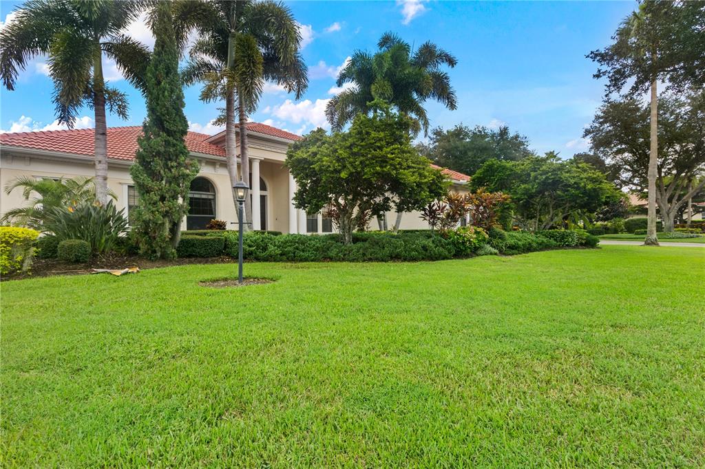Property for sale at 7819 ROSEHALL COVE, LAKEWOOD RANCH, FL, 34202