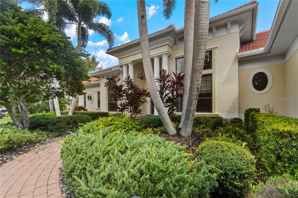 Property for sale at 7819 ROSEHALL COVE, LAKEWOOD RANCH, FL, 34202