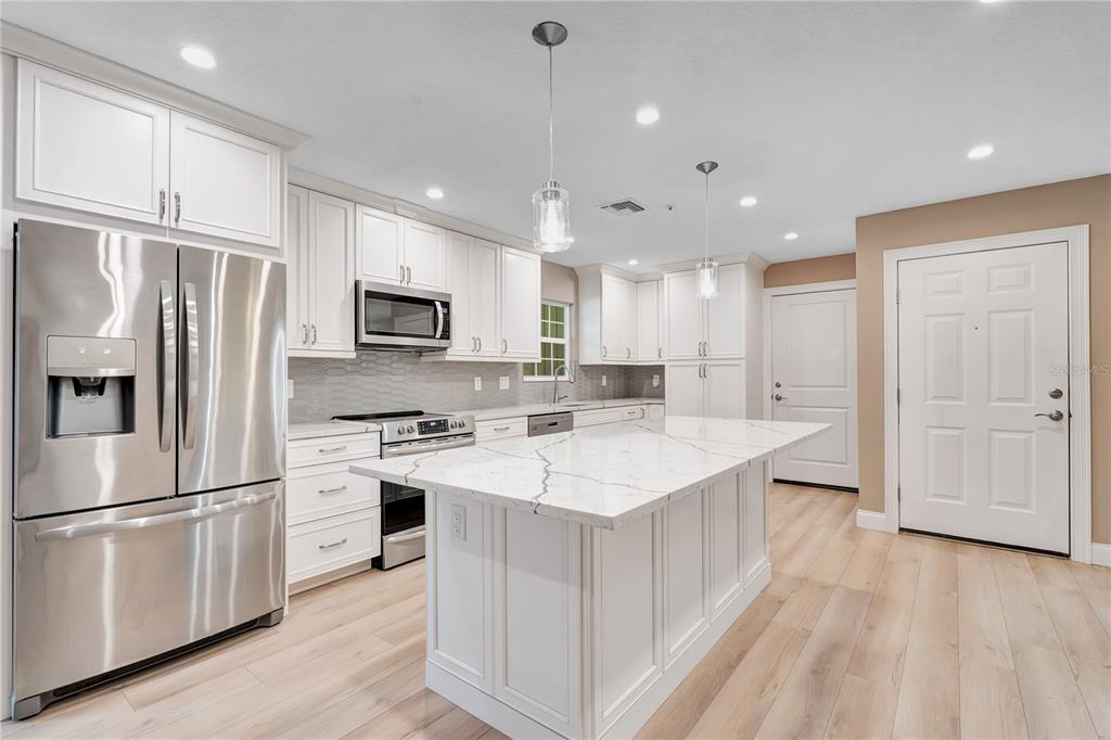 Property for sale at 668 POST OAK CIRCLE UNIT 116, ALTAMONTE SPRINGS, FL, 32701