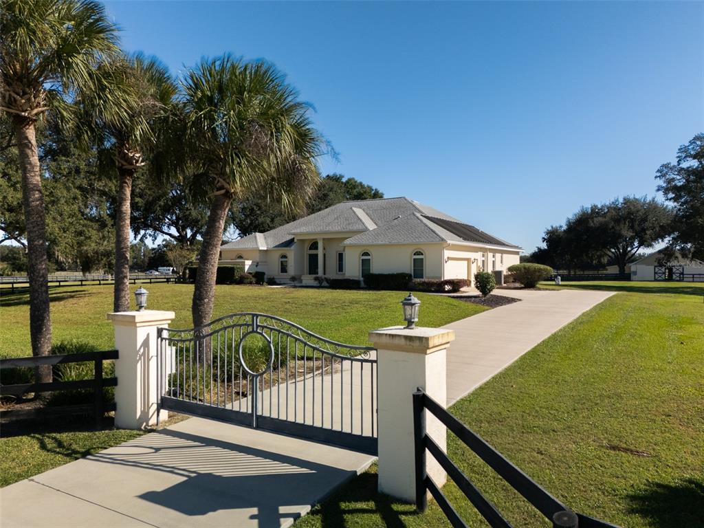 Property for sale at 2185 NW 114TH LOOP, OCALA, FL, 34475