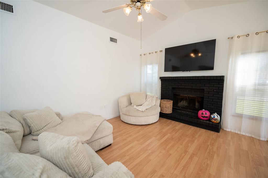 Property for sale at 1327 WATERVIEW BOULEVARD E, LAKELAND, FL, 33801