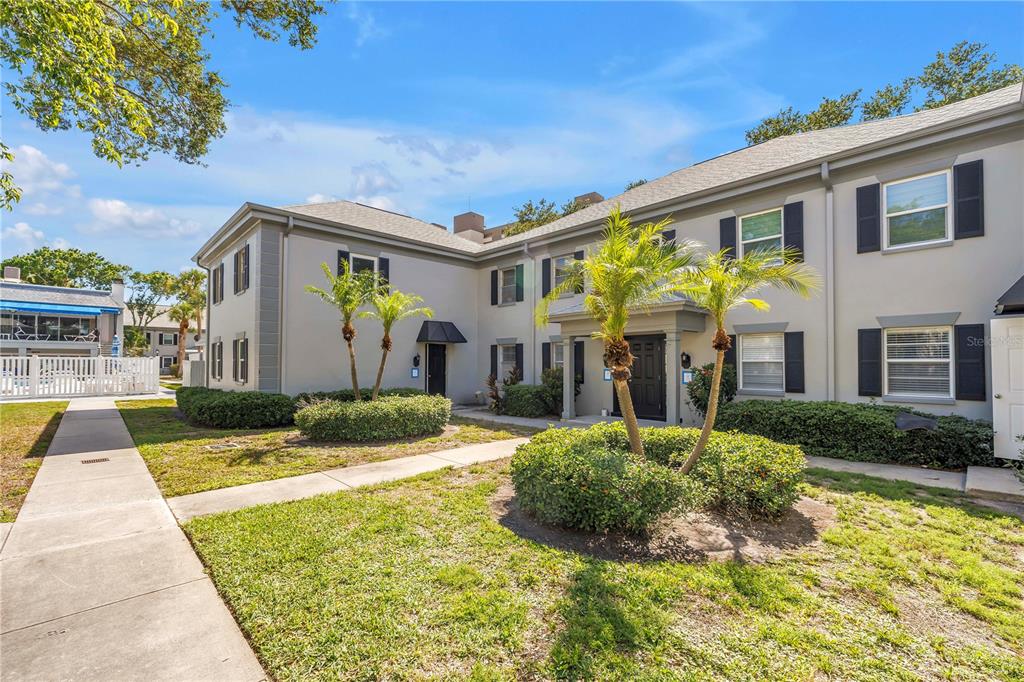 Property for sale at 6960 SUNSET DRIVE S UNIT 1A, SOUTH PASADENA, FL, 33707