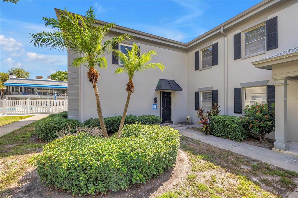 Property for sale at 6960 SUNSET DRIVE S UNIT 1A, SOUTH PASADENA, FL, 33707