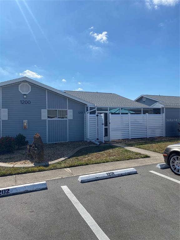 Front with new privacy fencing