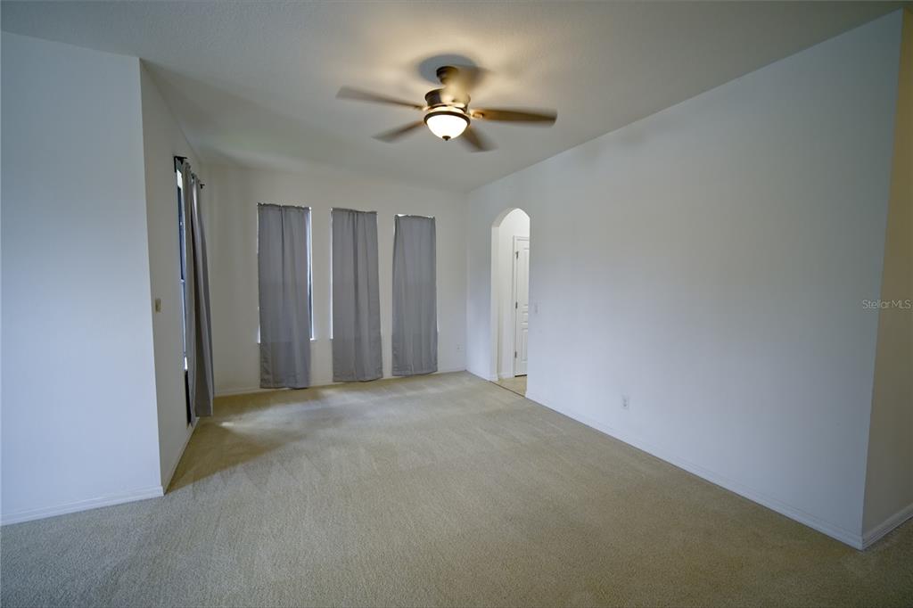 Property for sale at 3087 POINTE PLACE AVENUE, KISSIMMEE, FL, 34758