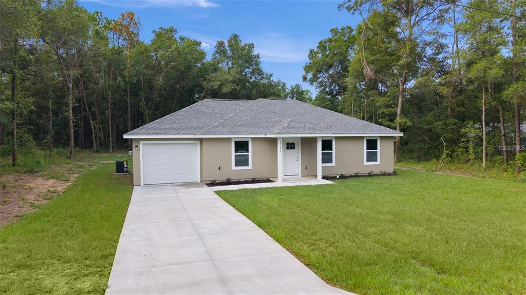 Property for sale at 106 SEQUOIA TRAIL, OCKLAWAHA, FL, 32179
