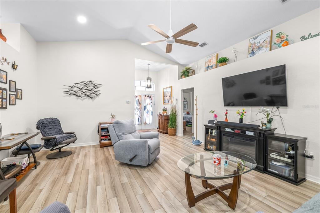 Property for sale at 7024 BENDELOW DRIVE, LAKELAND, FL, 33810