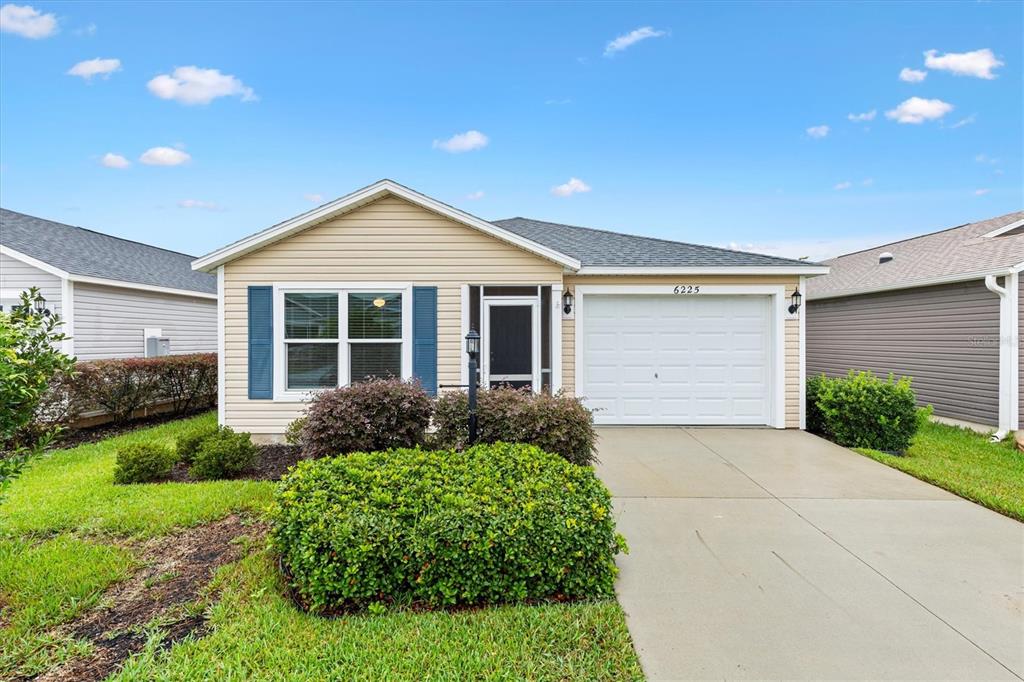 Property for sale at 6225 DINGMAN WAY, THE VILLAGES, FL, 32163