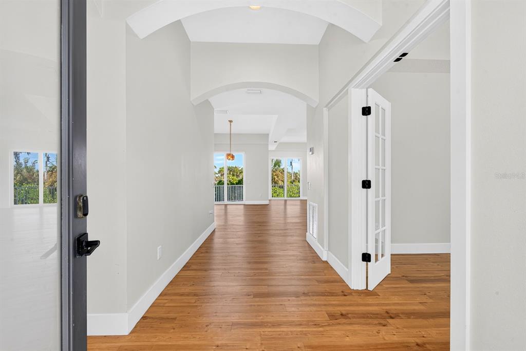 Property for sale at 6900 BOCHI CIRCLE, SARASOTA, FL, 34242
