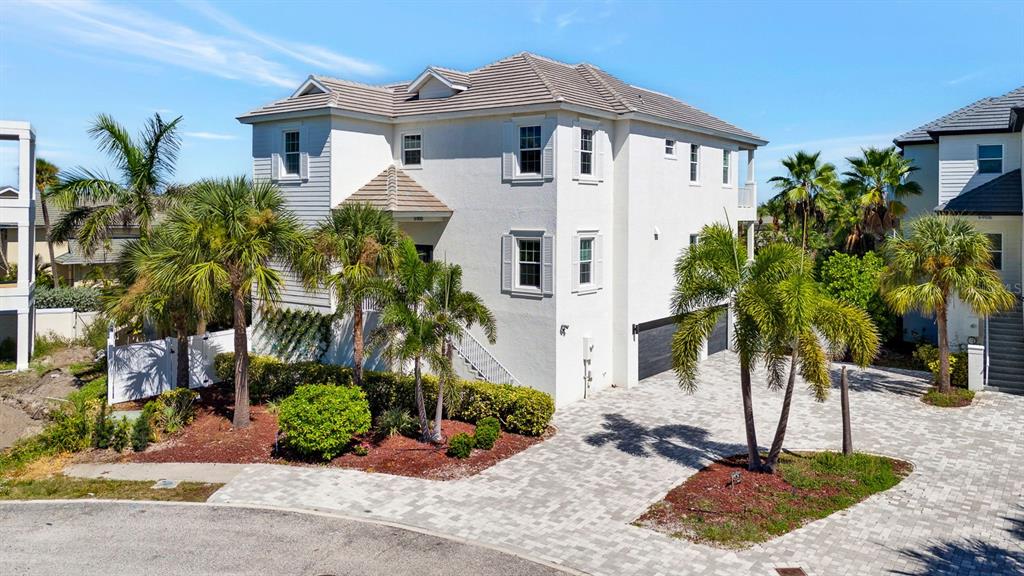 Property for sale at 6900 BOCHI CIRCLE, SARASOTA, FL, 34242
