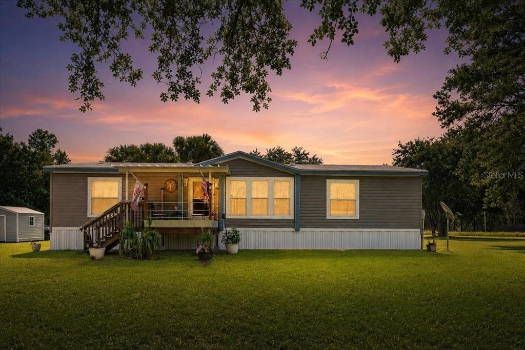 Property for sale at 152 KELLY LANE, HAWTHORNE, FL, 32640