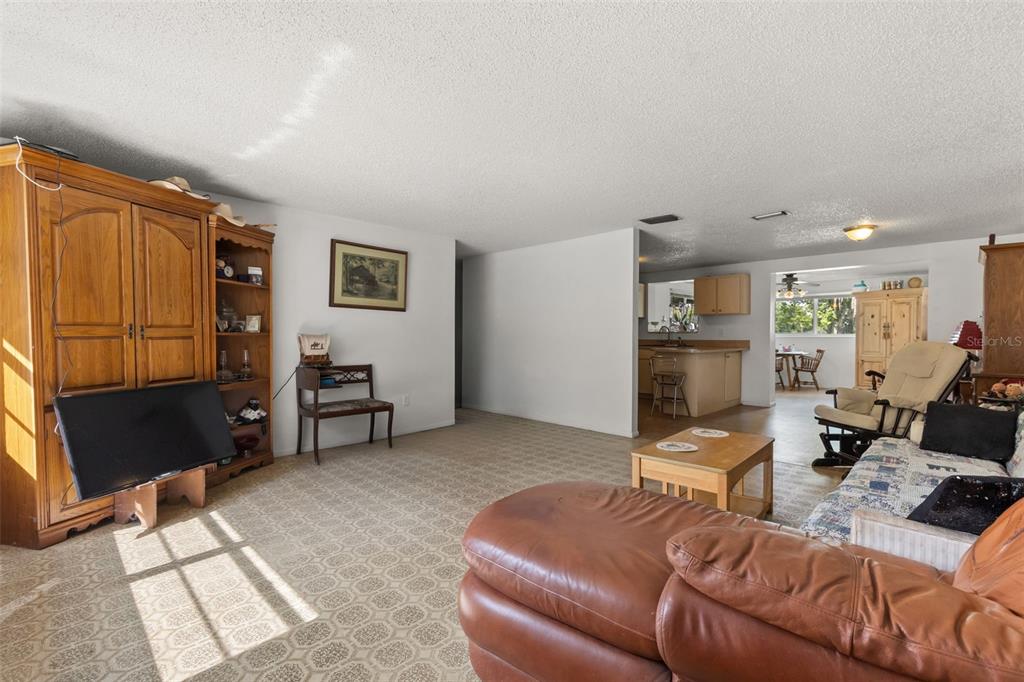 Property for sale at 12631 HOBSON SIMMONS ROAD, LITHIA, FL, 33547