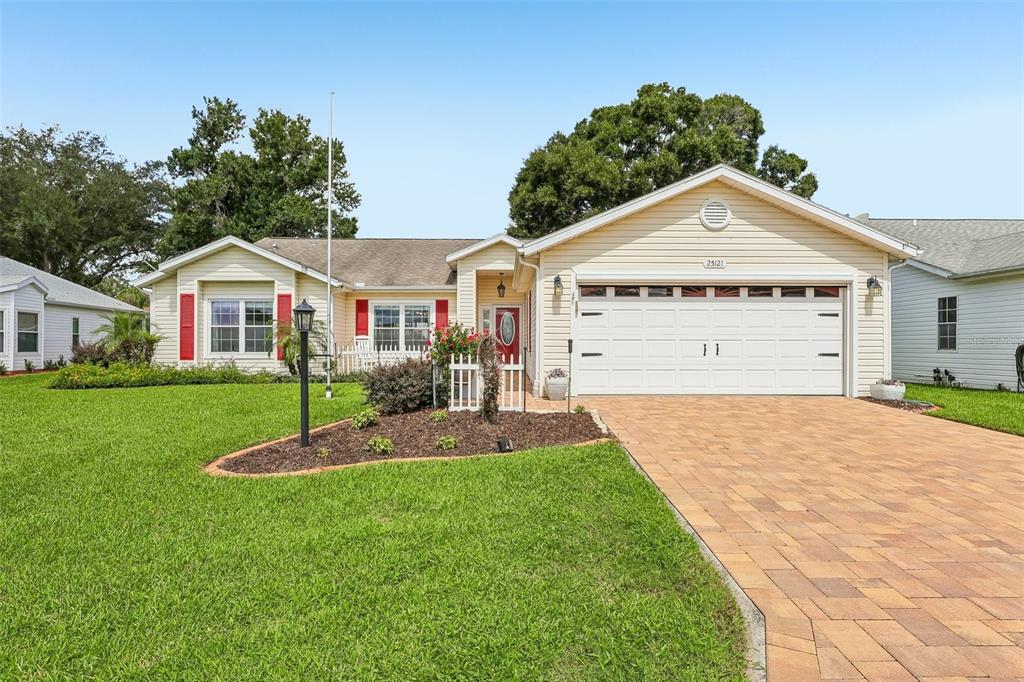 Property for sale at 25121 MERIWEATHER ROAD, LEESBURG, FL, 34748