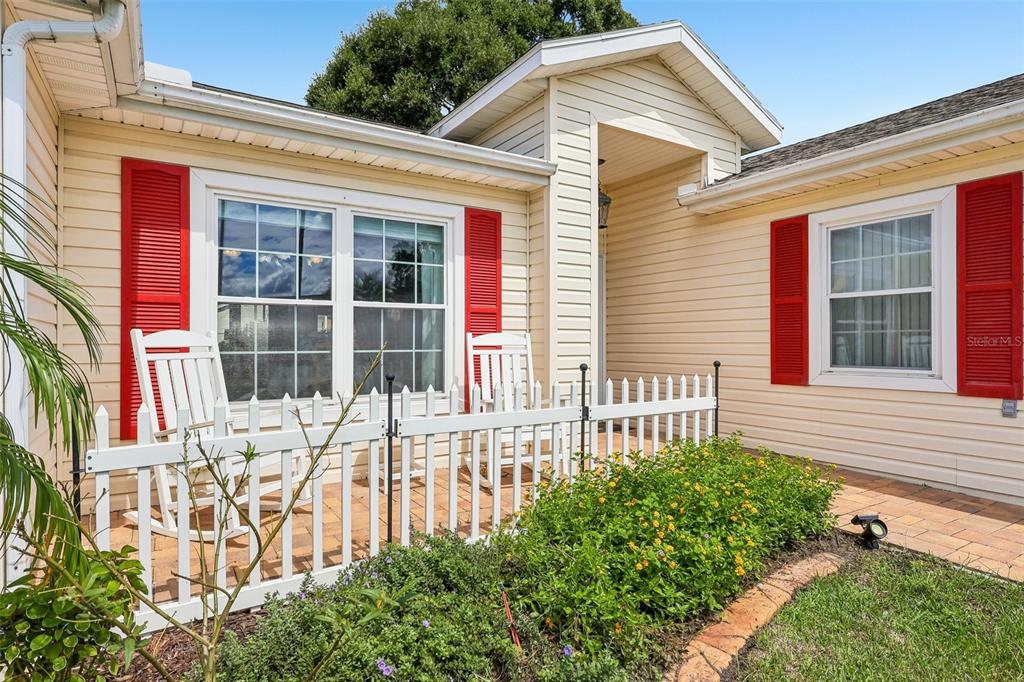 Property for sale at 25121 MERIWEATHER ROAD, LEESBURG, FL, 34748