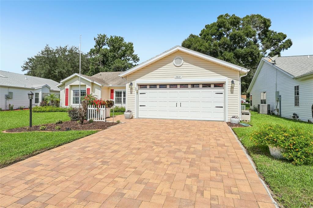 Property for sale at 25121 MERIWEATHER ROAD, LEESBURG, FL, 34748