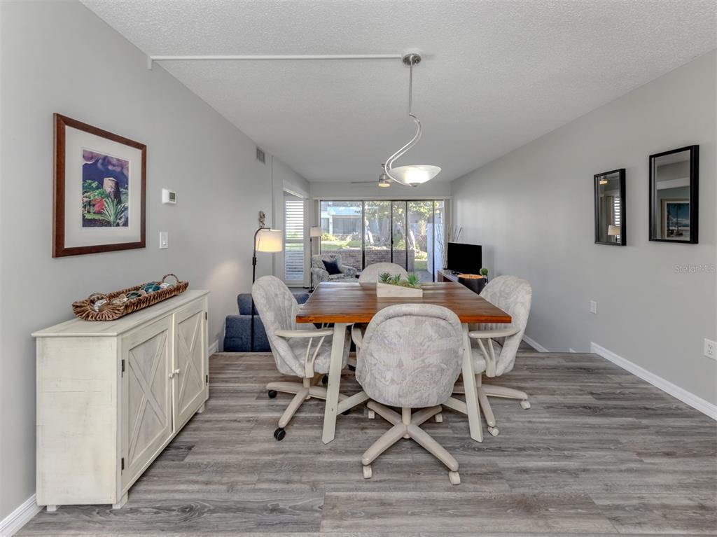 Property for sale at 1555 TARPON CENTER DRIVE UNIT 140, VENICE, FL, 34285
