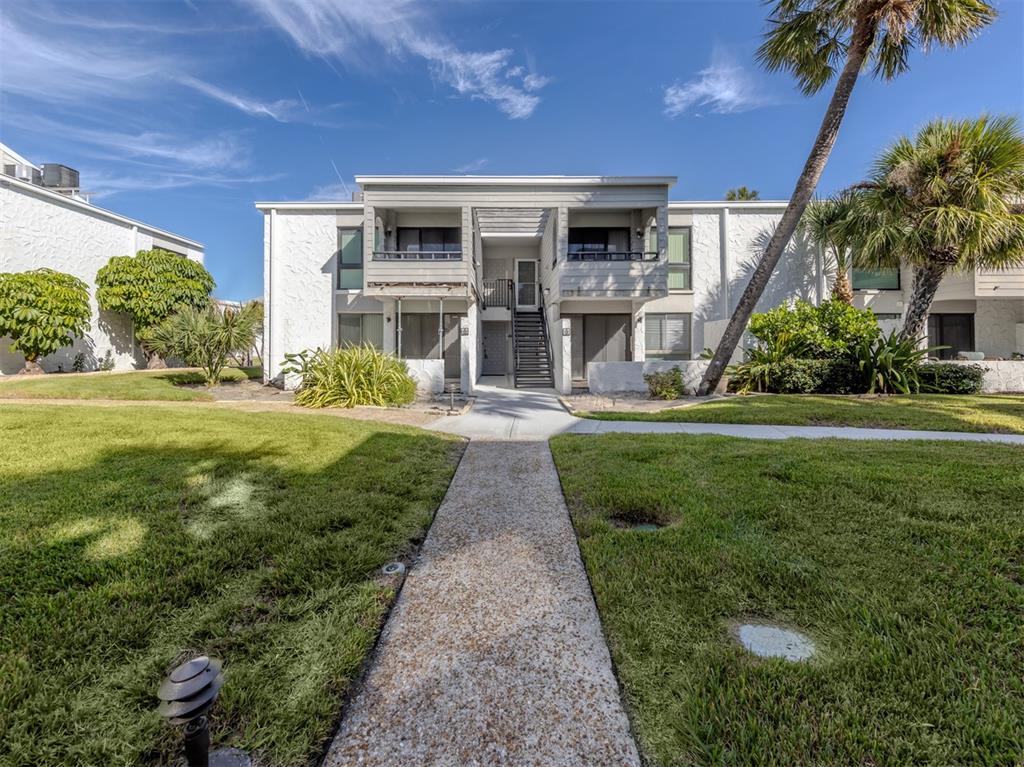 Property for sale at 1555 TARPON CENTER DRIVE UNIT 140, VENICE, FL, 34285