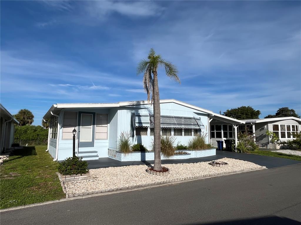 Property for sale at 984 JOLANDA CIRCLE, VENICE, FL, 34285