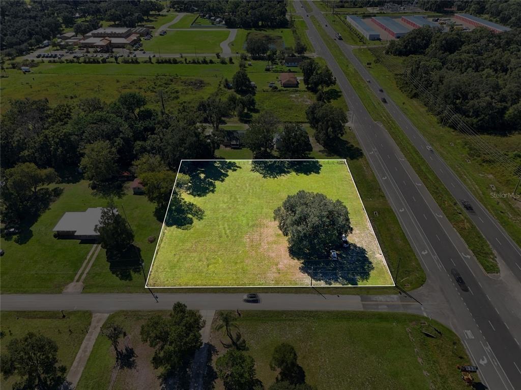 Property for sale at 1124 THOMAS ROAD UNIT 1, LAKELAND, FL, 33809