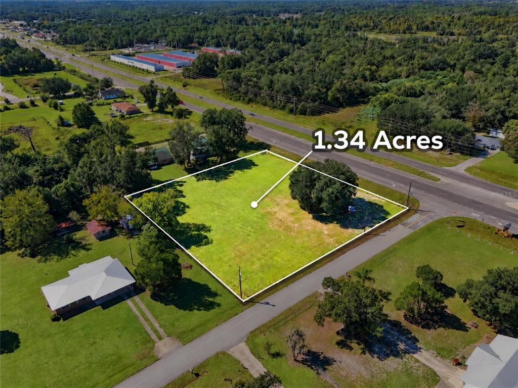 Property for sale at 1124 THOMAS ROAD UNIT 1, LAKELAND, FL, 33809