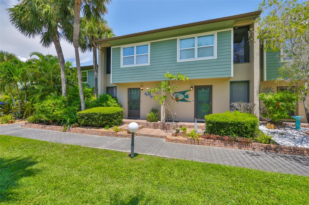 Property for sale at 1028 APOLLO BEACH BOULEVARD UNIT 8, APOLLO BEACH, FL, 33572