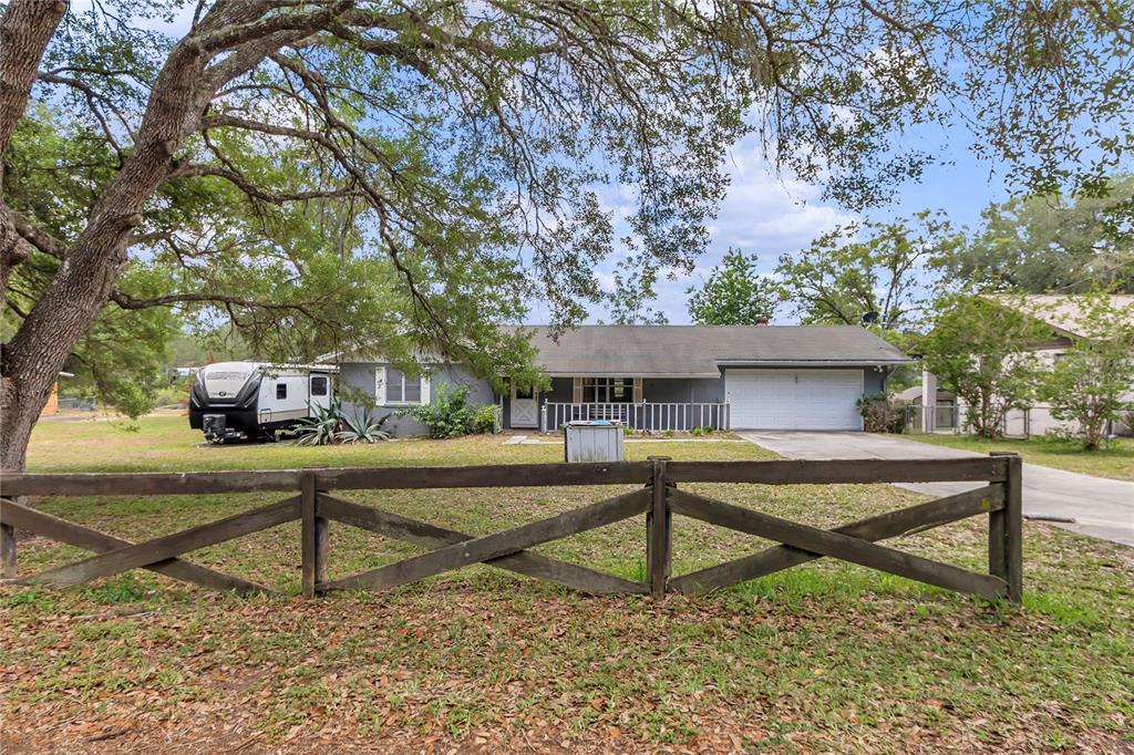 Property for sale at 16738 SE 63 LANE, OCKLAWAHA, FL, 32179