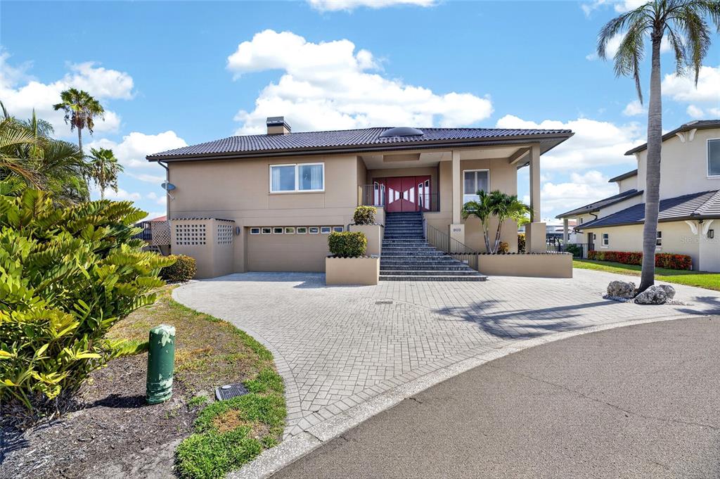 Property for sale at 903 CAPRICCIO LANE, APOLLO BEACH, FL, 33572