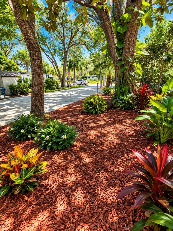 Property for sale at 207 LONGHORN DRIVE, LAKE WALES, FL, 33867
