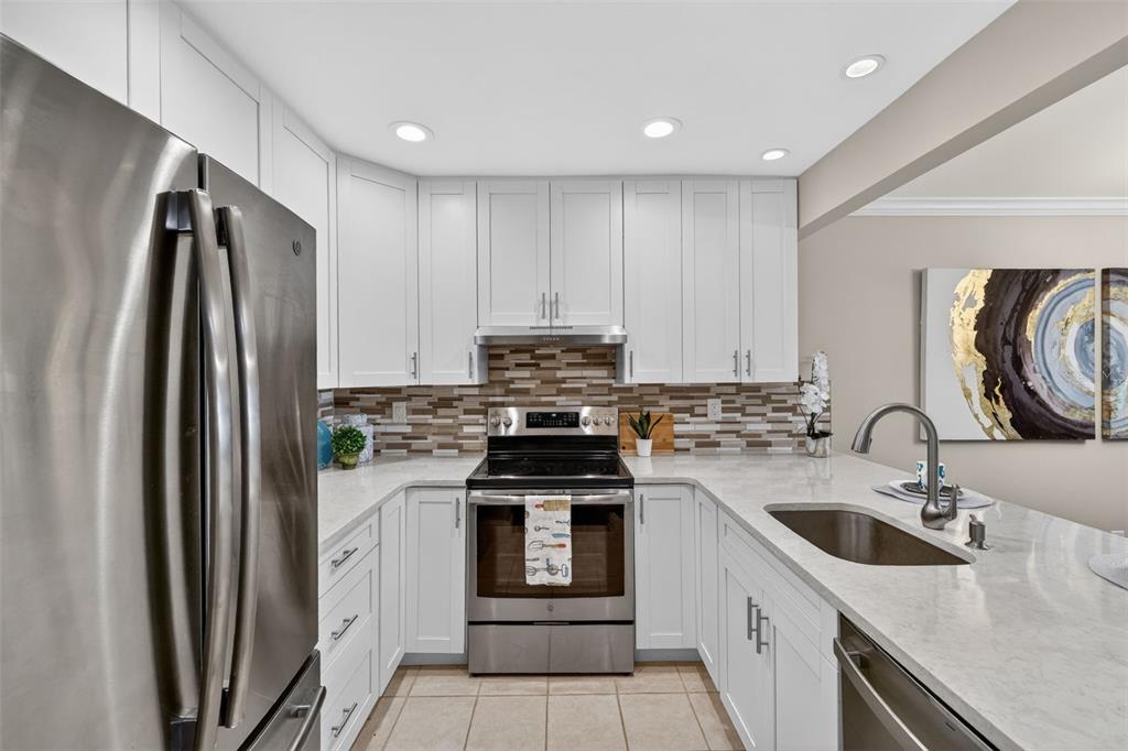 Property for sale at 731 83RD AVENUE N UNIT 105, ST PETERSBURG, FL, 33702