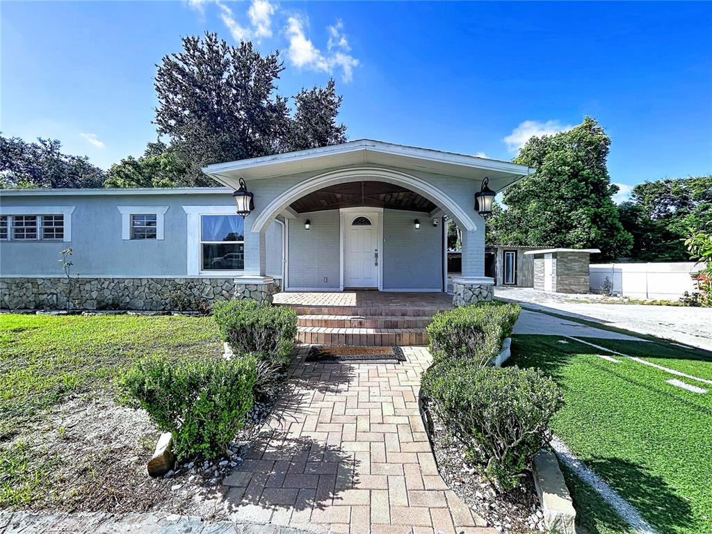 Property for sale at 9507 SIX MILE CREEK ROAD, TAMPA, FL, 33610