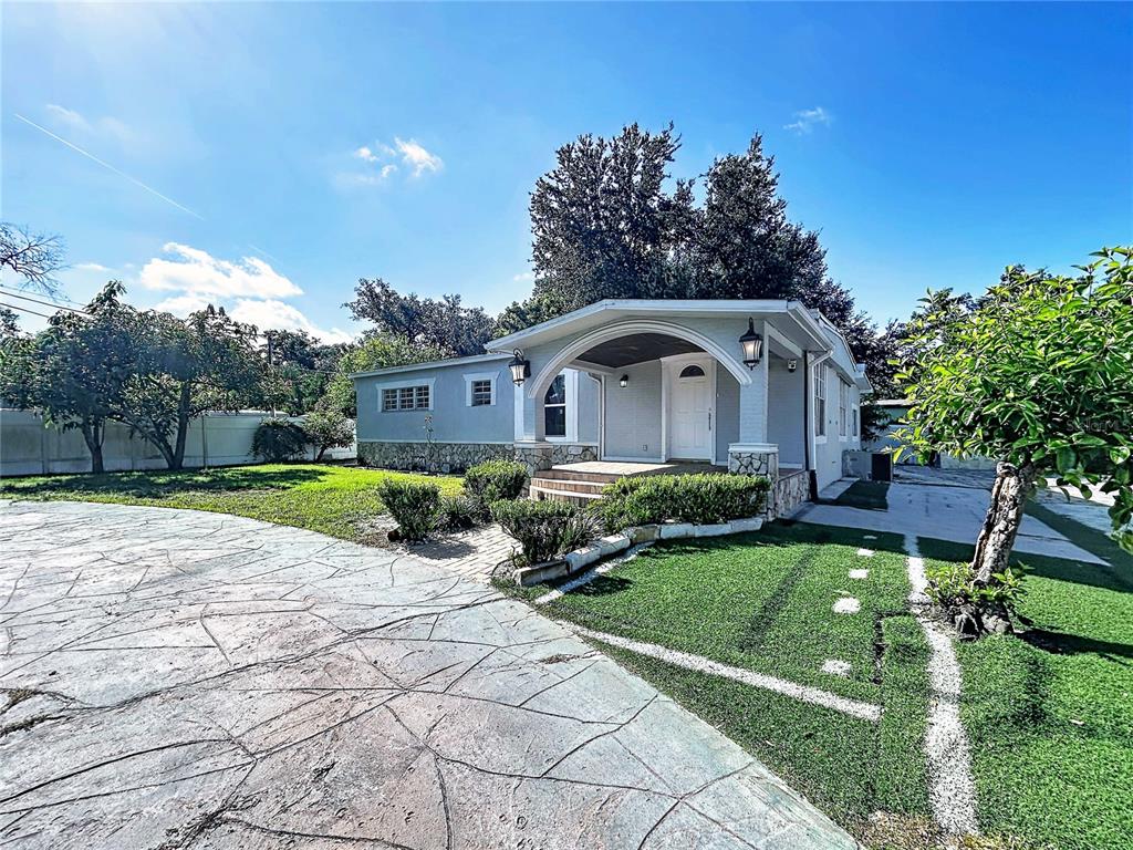 Property for sale at 9507 SIX MILE CREEK ROAD, TAMPA, FL, 33610