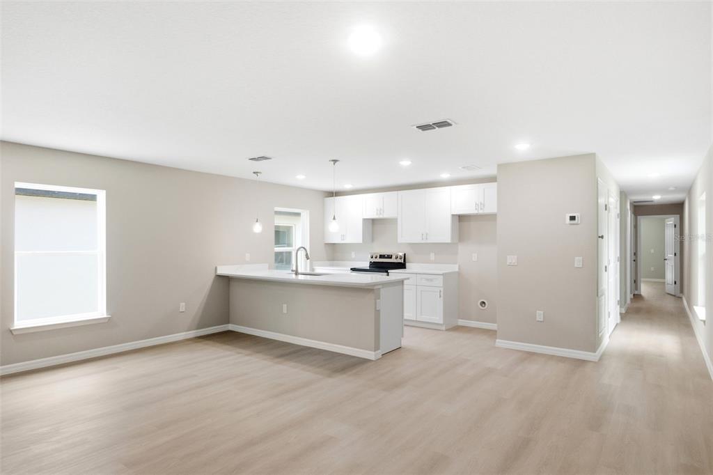 Property for sale at 2107 SUANEE AVENUE UNIT 200, EUSTIS, FL, 32726