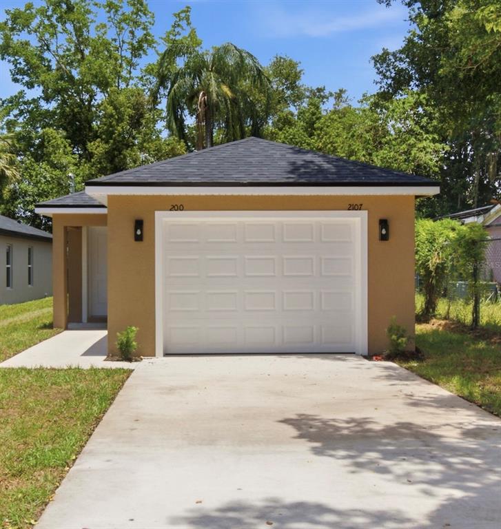 Property for sale at 2107 SUANEE AVENUE UNIT 200, EUSTIS, FL, 32726