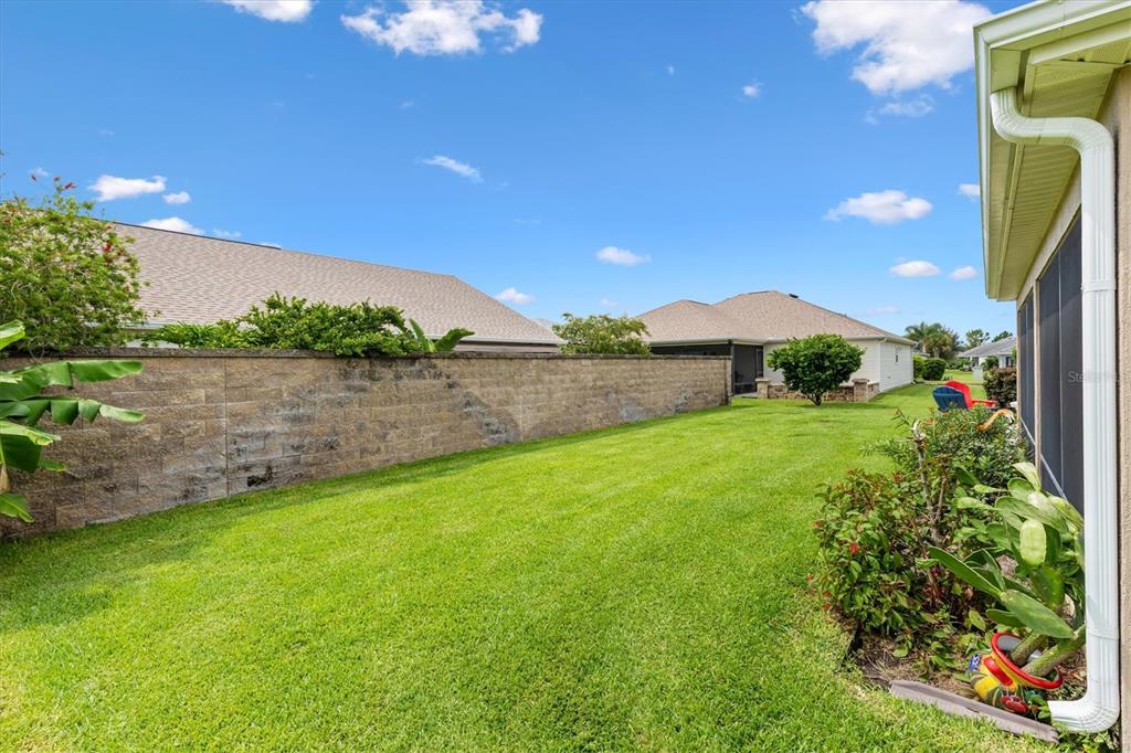 Property for sale at 5996 DELPHINA LOOP, THE VILLAGES, FL, 32163