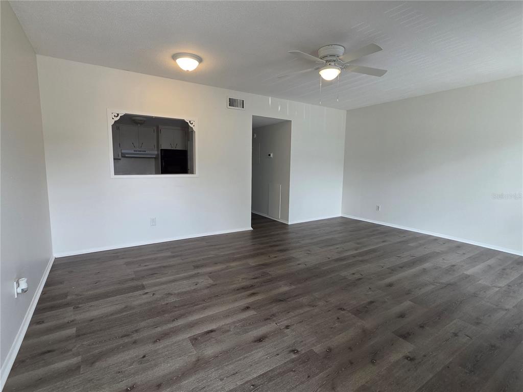 living/dining room