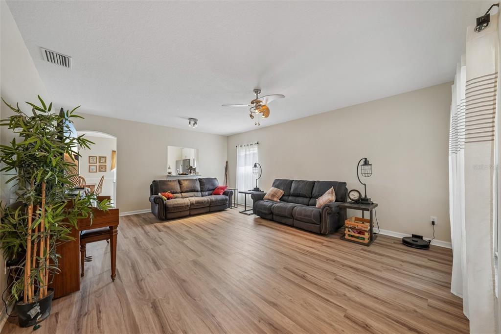 Property for sale at 6527 BRIDGECREST DRIVE, LITHIA, FL, 33547