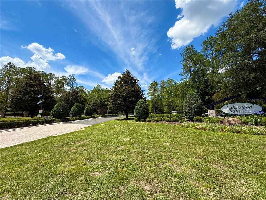 Property for sale at 35135 PINEGATE TRAIL, EUSTIS, FL, 32736