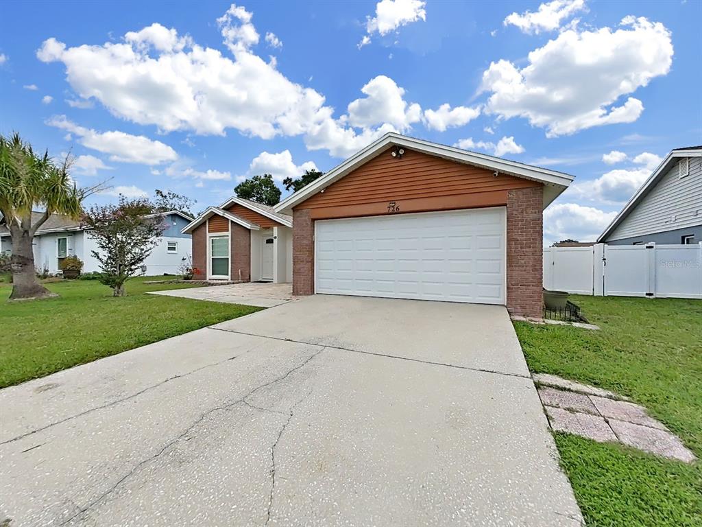 Property for sale at 726 STILLVIEW CIRCLE, BRANDON, FL, 33510