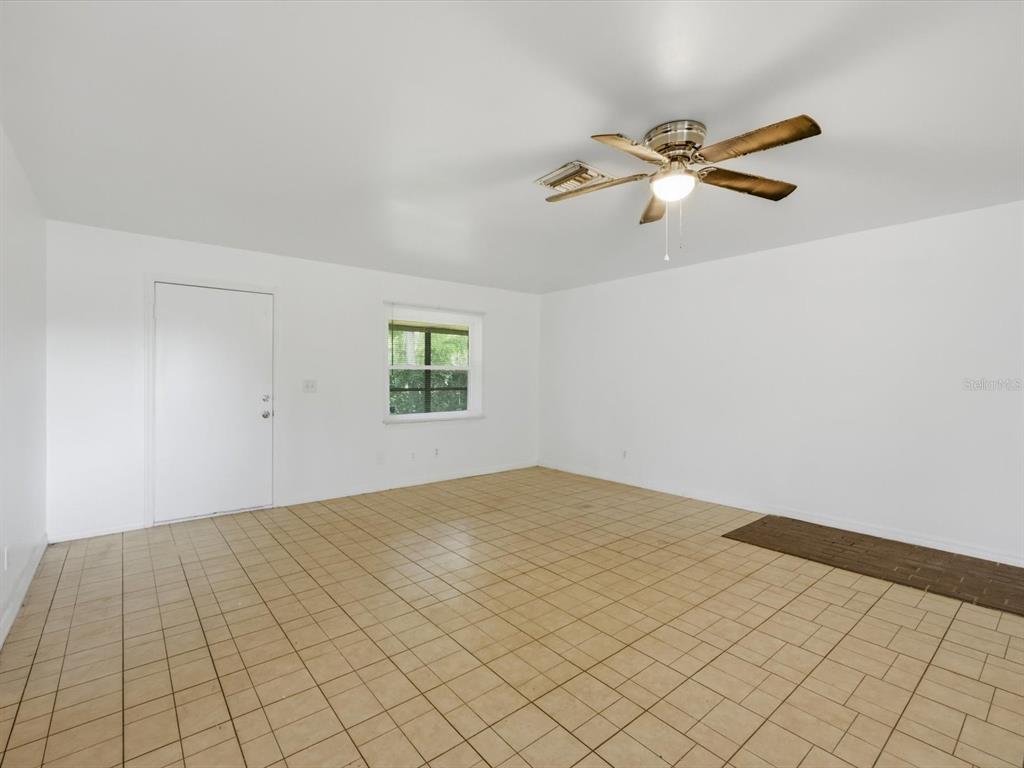 Property for sale at 20145 SE HIGHWAY 42, UMATILLA, FL, 32784