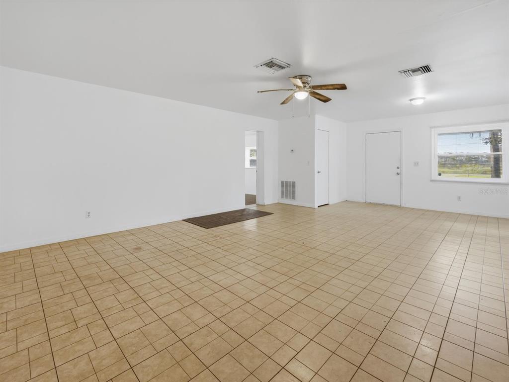 Property for sale at 20145 SE HIGHWAY 42, UMATILLA, FL, 32784